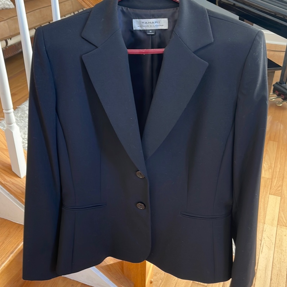 Tahari Suit Jacket - Picture 2 of 7